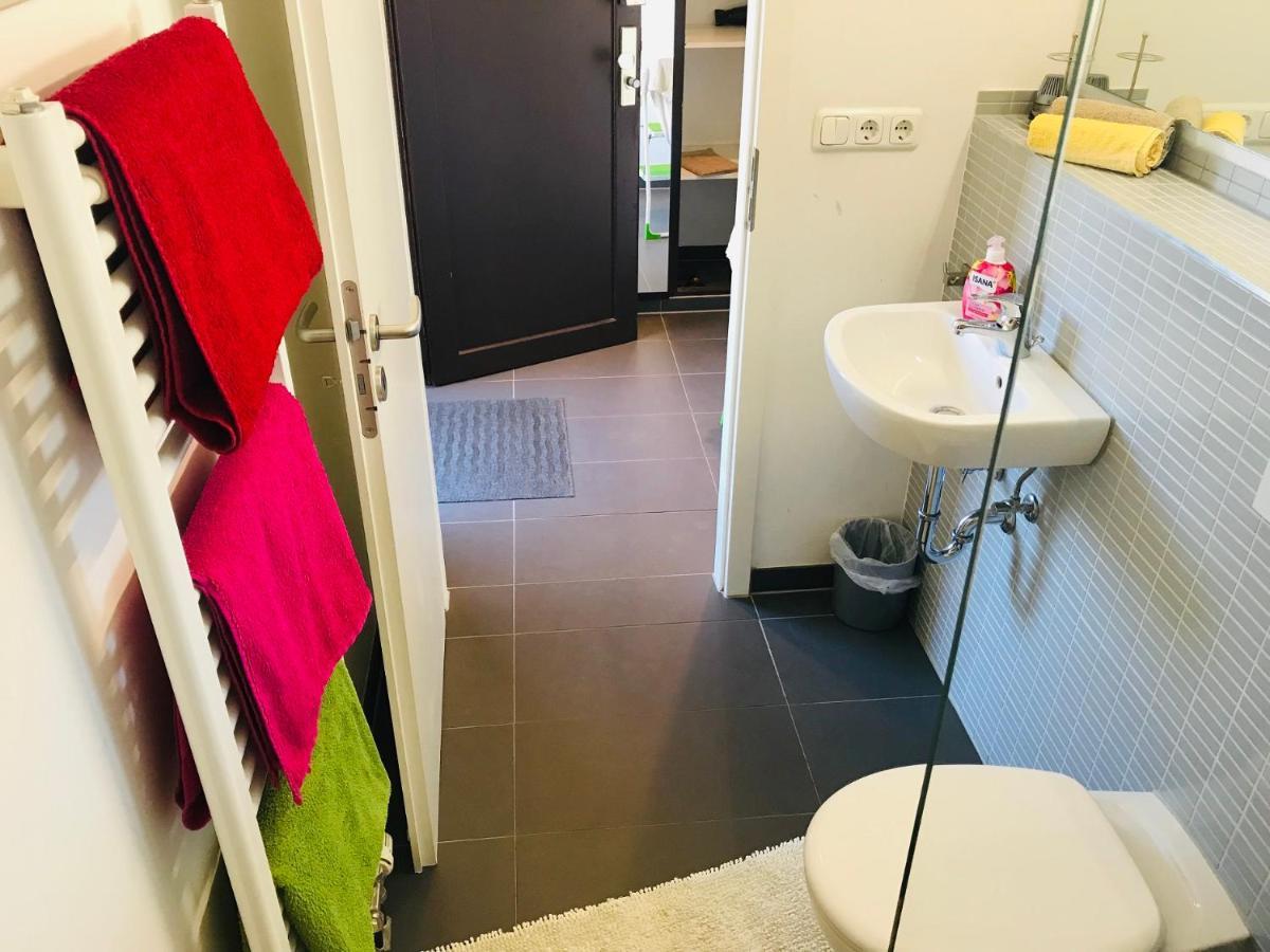 Messe Am Rhein Apartment Köln